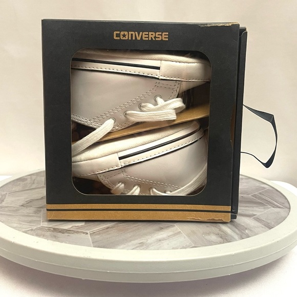Converse First Star High-Top Baby Crib Shoes White Size 2 US w/ Box - Picture 1 of 10